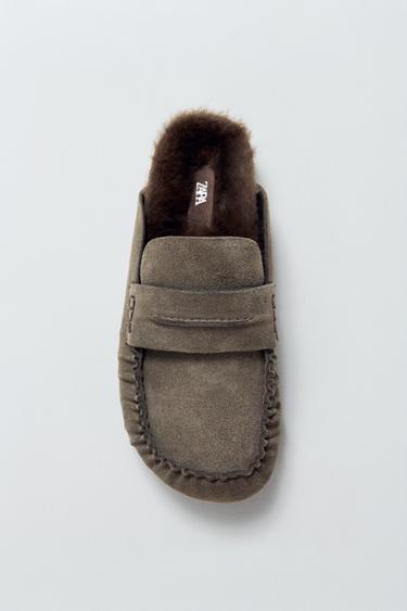 SABOTS EN CUIR OUVERTS À L'ARRIÈRE - Vert kaki de Zara