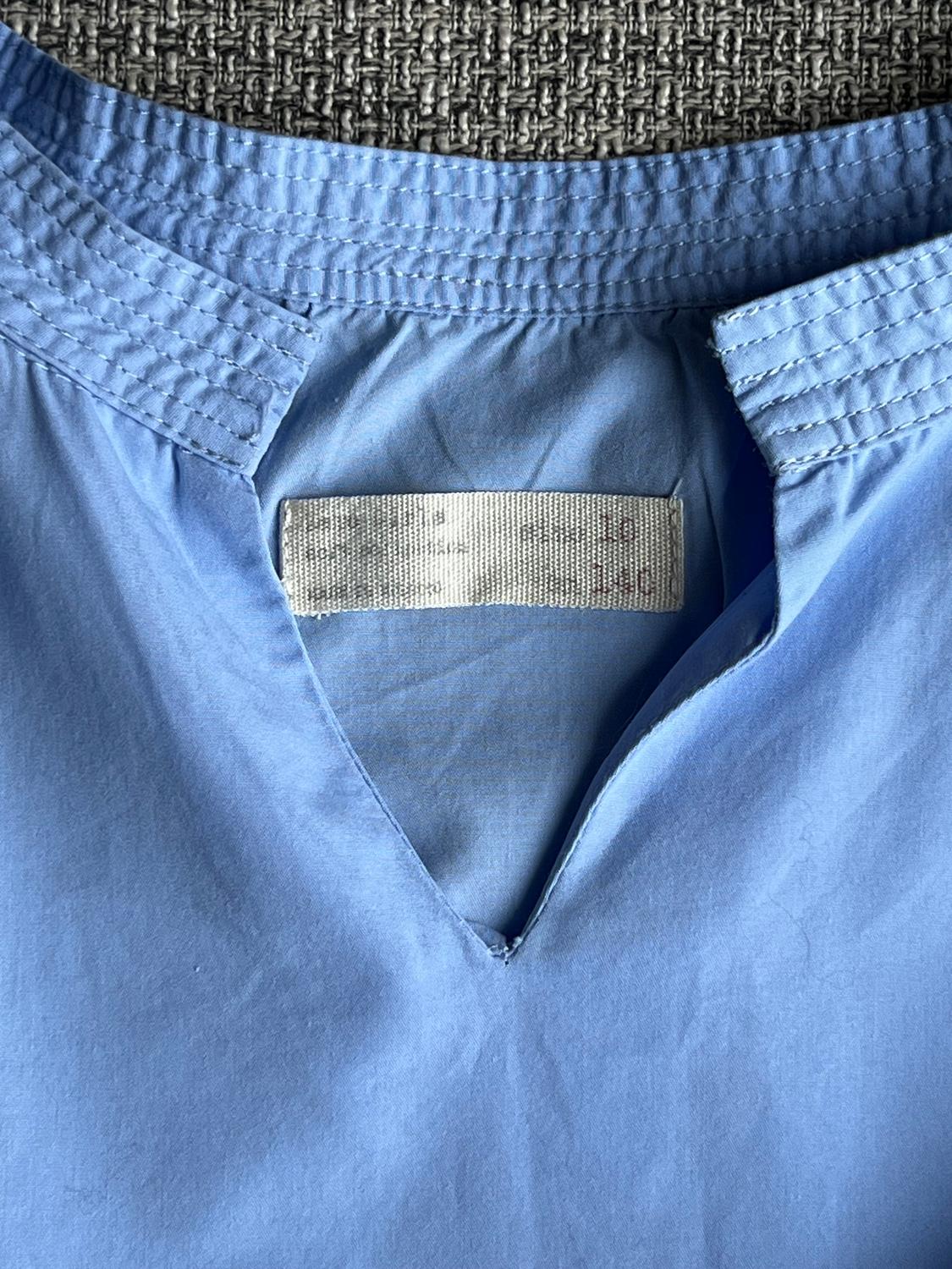 GIRLS BLUE POPLIN BLOUSE, SIZE 10 YEARS - Image 5