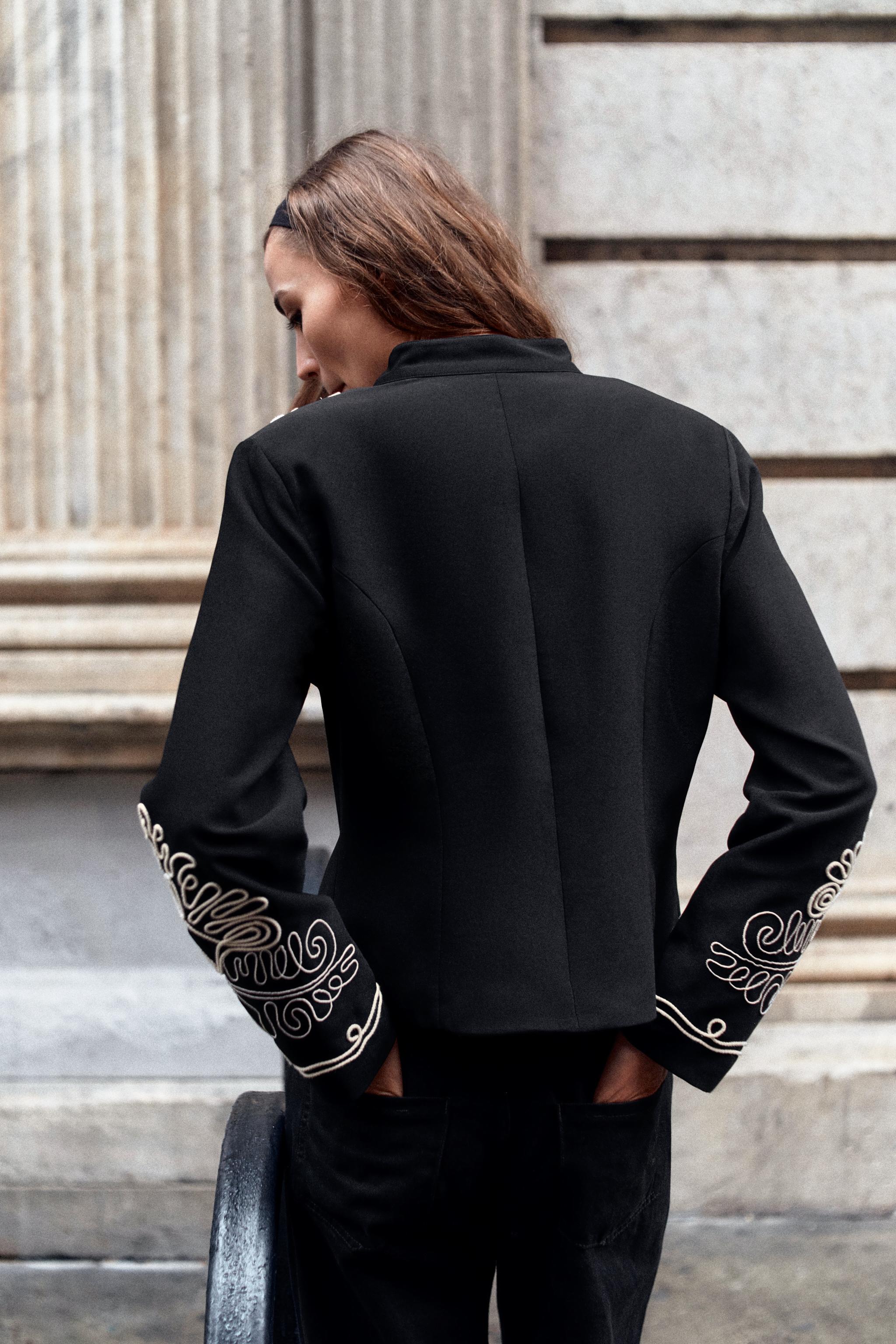 EMBROIDERED JACKET WITH SHOULDER PADS