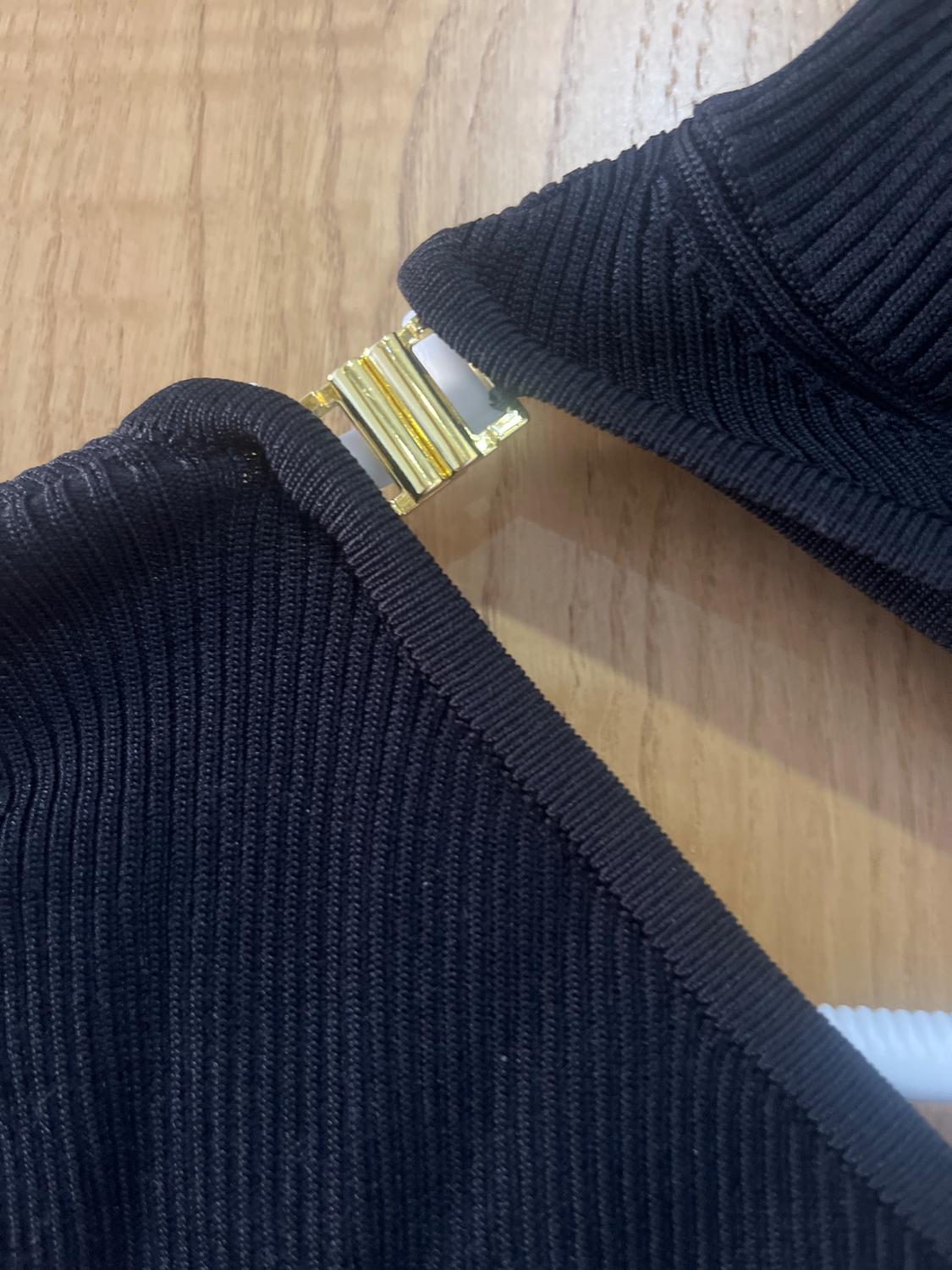 CUT-OUT TOP - Image 3