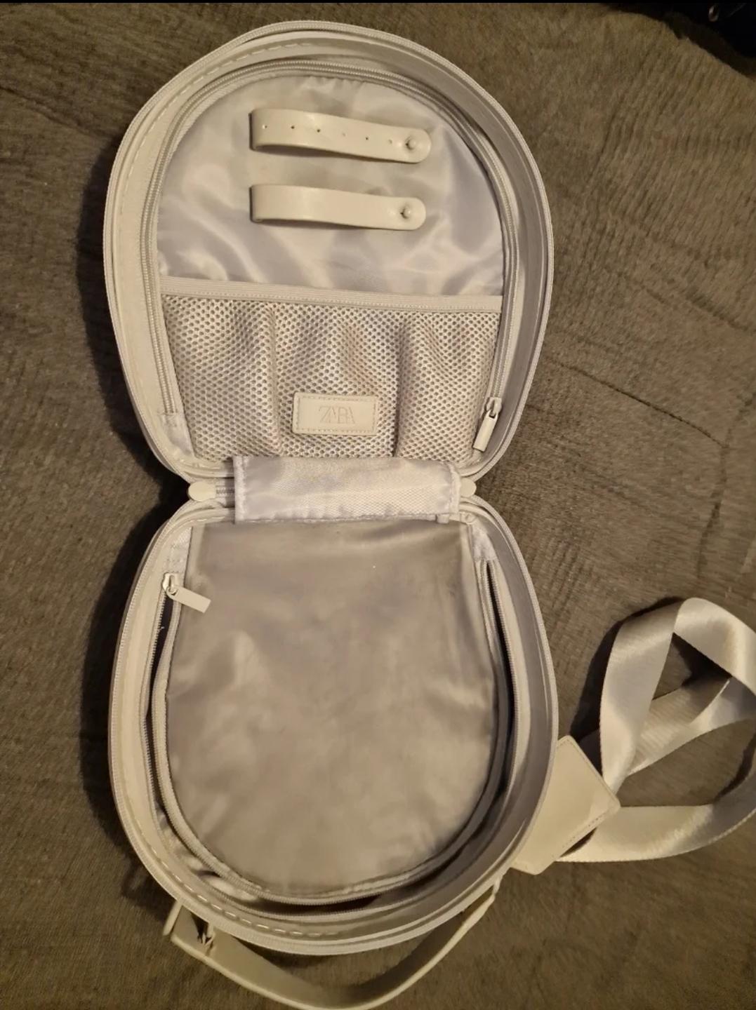 CUSTOMISABLE RIGID TRAVEL CASE - Image 3