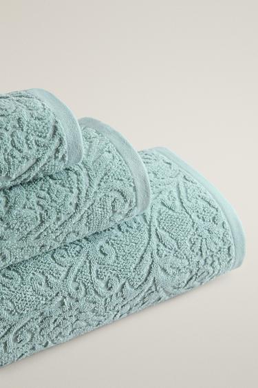 FLORAL JACQUARD BATH TOWEL — Sea green 2