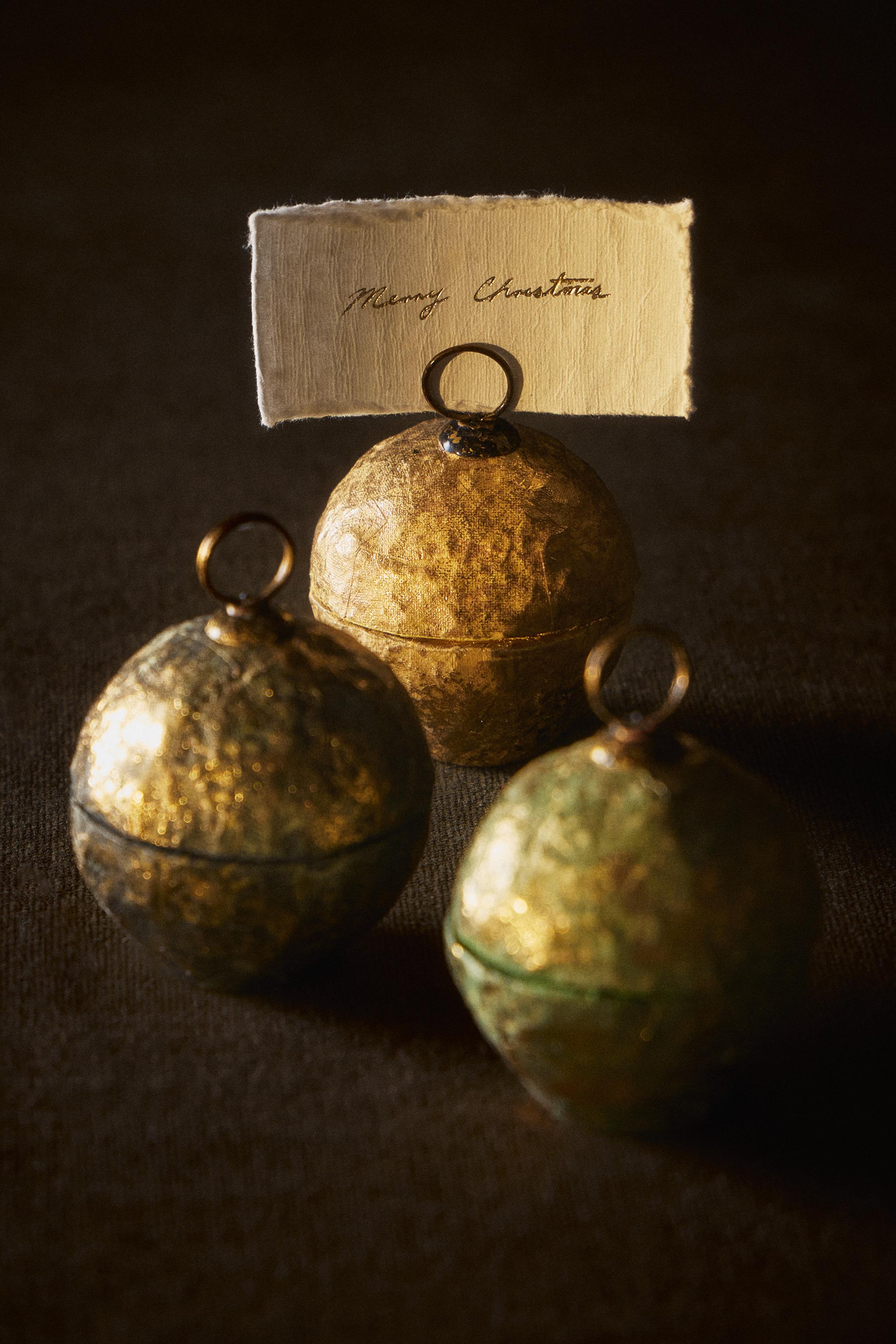 LOT DE 3 MARQUE-PLACES BOULE EN PAPIER MÂCHÉ NOËL