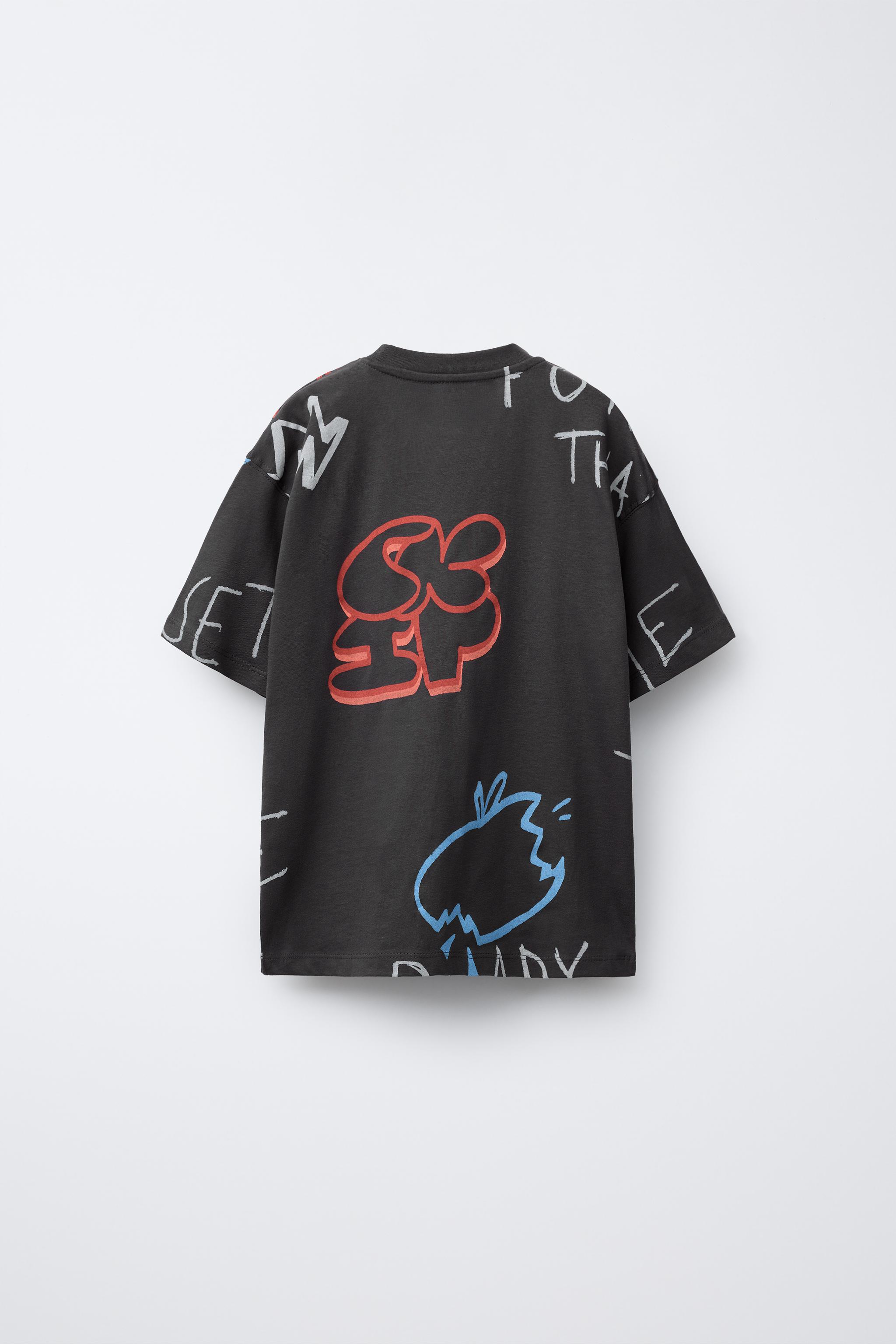 T-SHIRT À IMPRIMÉ GRAFFITI