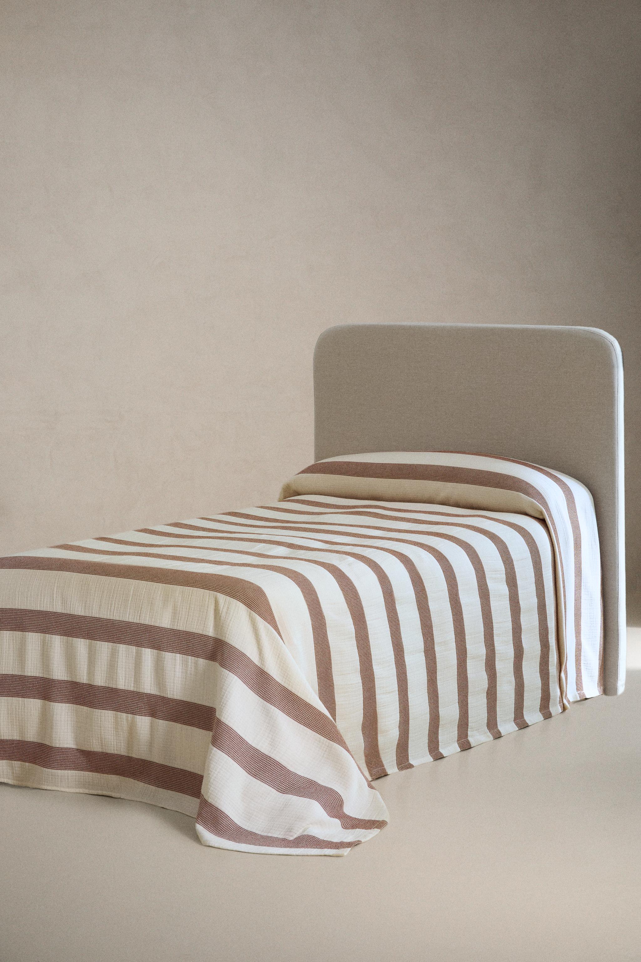 KIDS' STRIPED BEDSPREAD — Brick