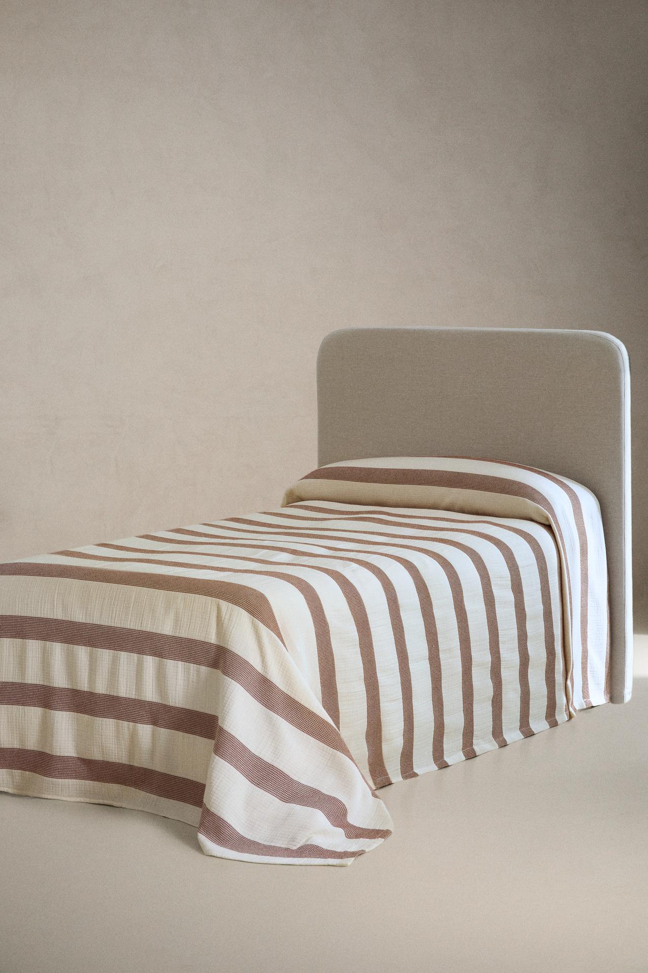 KIDS' STRIPED BEDSPREAD — Brick