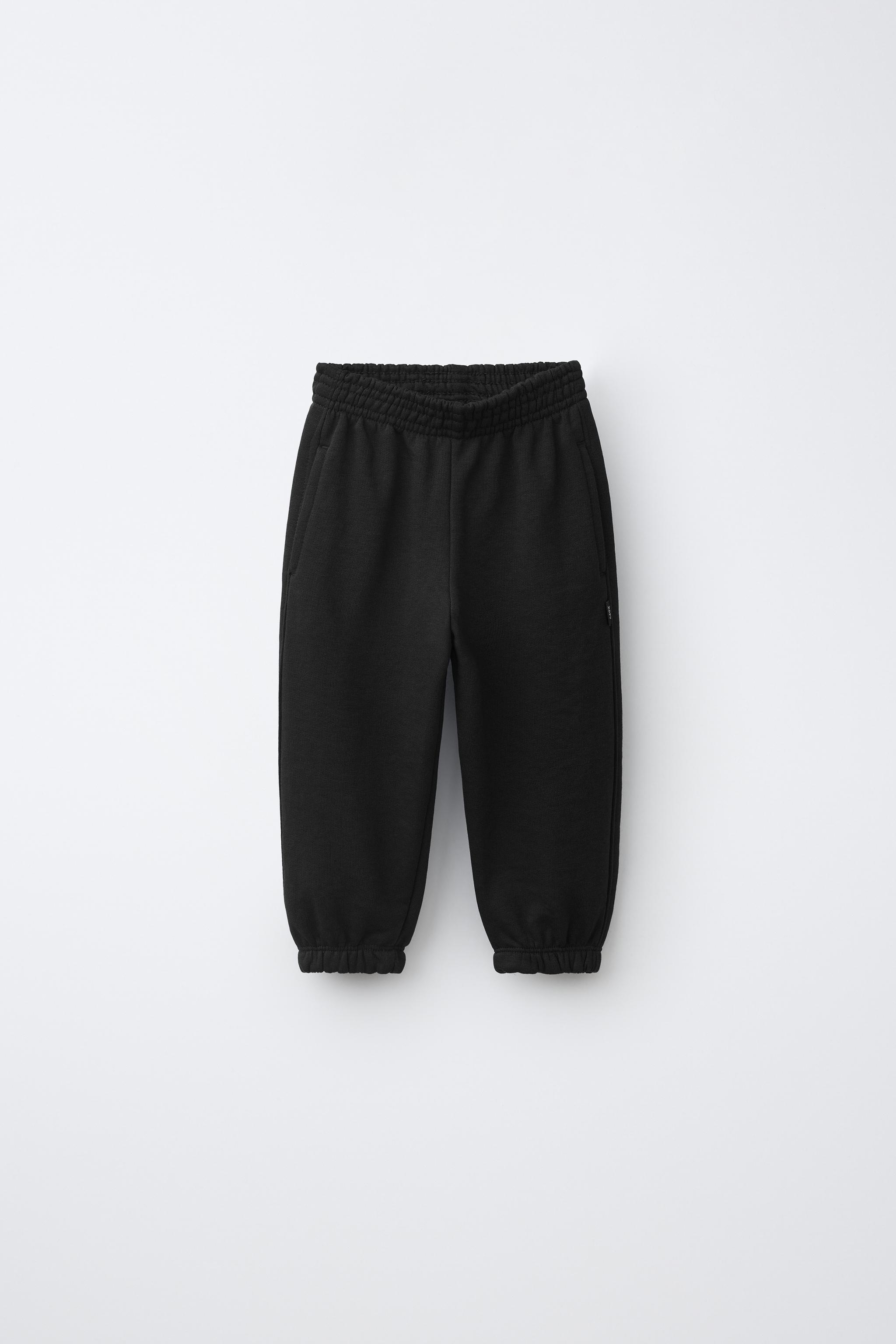 SOLID JOGGING PANTS — Black