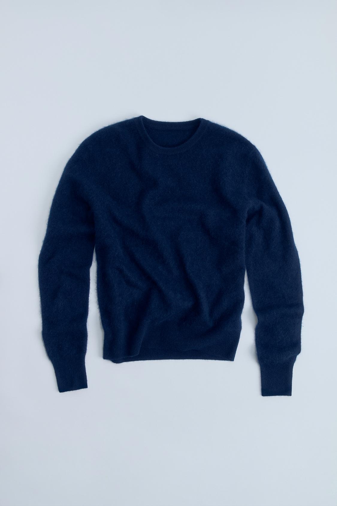 WOOL KNIT SWEATER