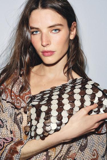 КЛАТЧ С ДЕКОРАТИВНЫМИ ДЕТАЛЯМИ — Разноцветный от Zara