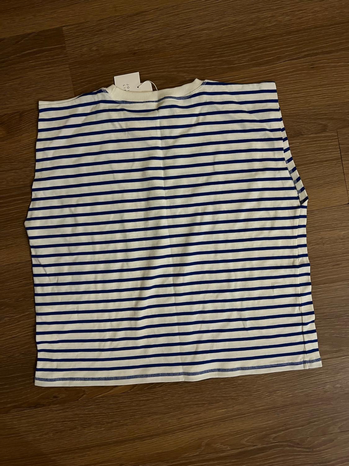 STRIPED TOP - Image 2