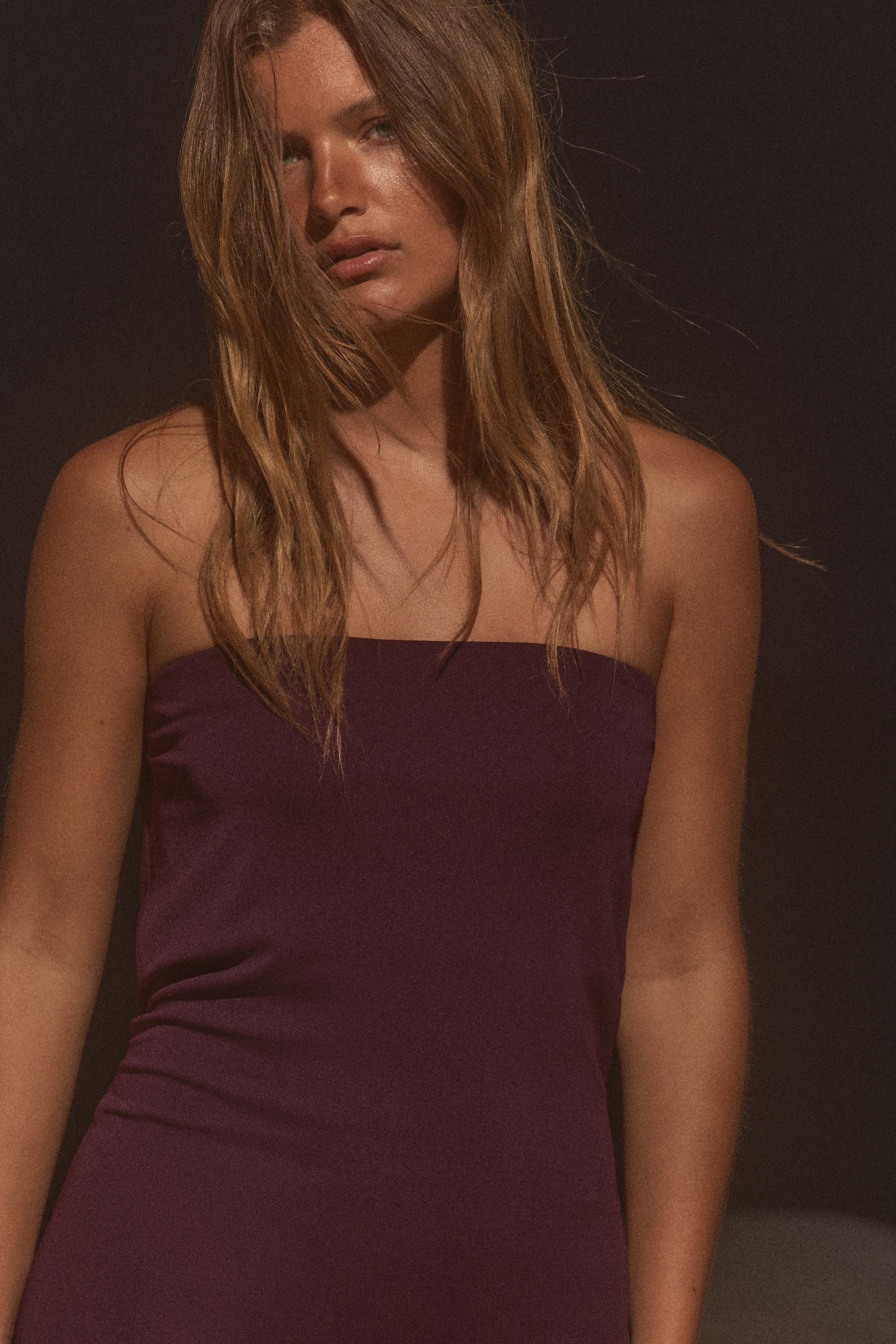 ZARA バックストラップ付きバンドゥワンピース 5039/423 バックストラップ付きバンドゥワンピース - ディープパープル