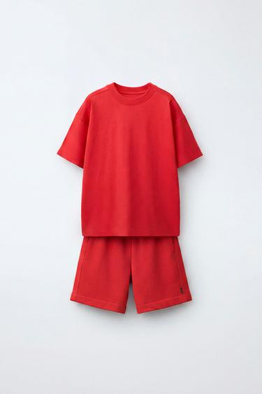 PLAIN T-SHIRT AND PLUSH BERMUDA SHORTS SET - W by Zara