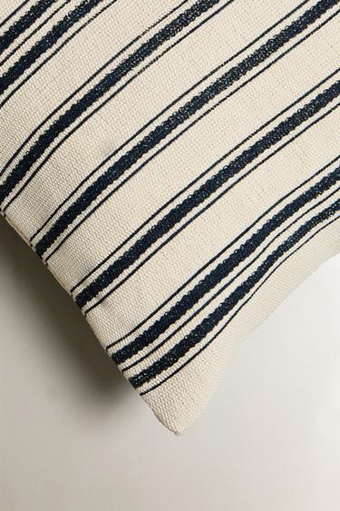 COUSSIN SIÈGE BANQUETTE EXTÉRIEURE RAYURES - Blanc de Zara - Image 1