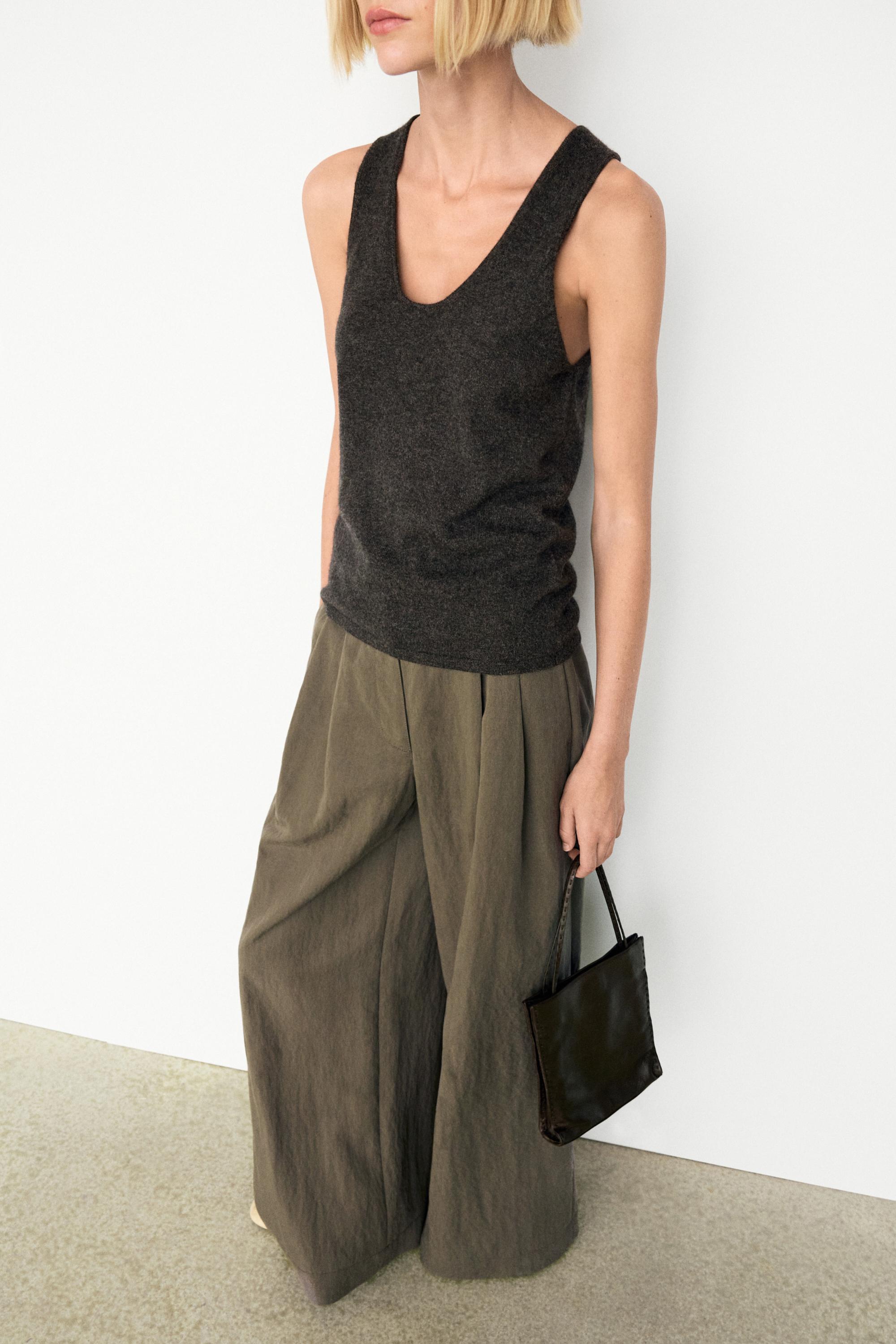 100% Cashmere Knit Top