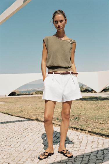 STRIKKET TOP MED DETALJE - mørk camel fra Zara