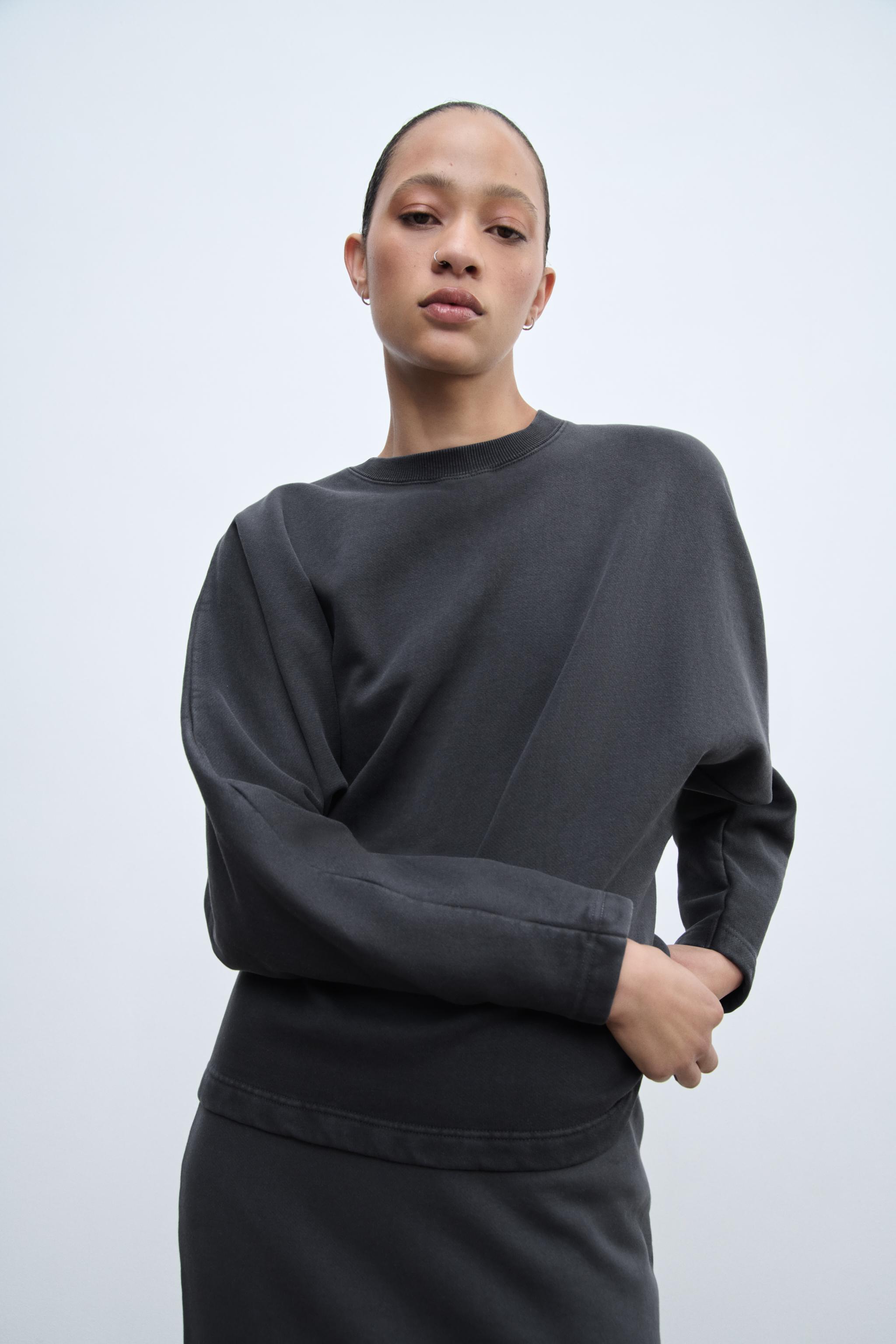 FITTED LONG SLEEVE SWEATSHIRT - Charcoal | ZARA United States