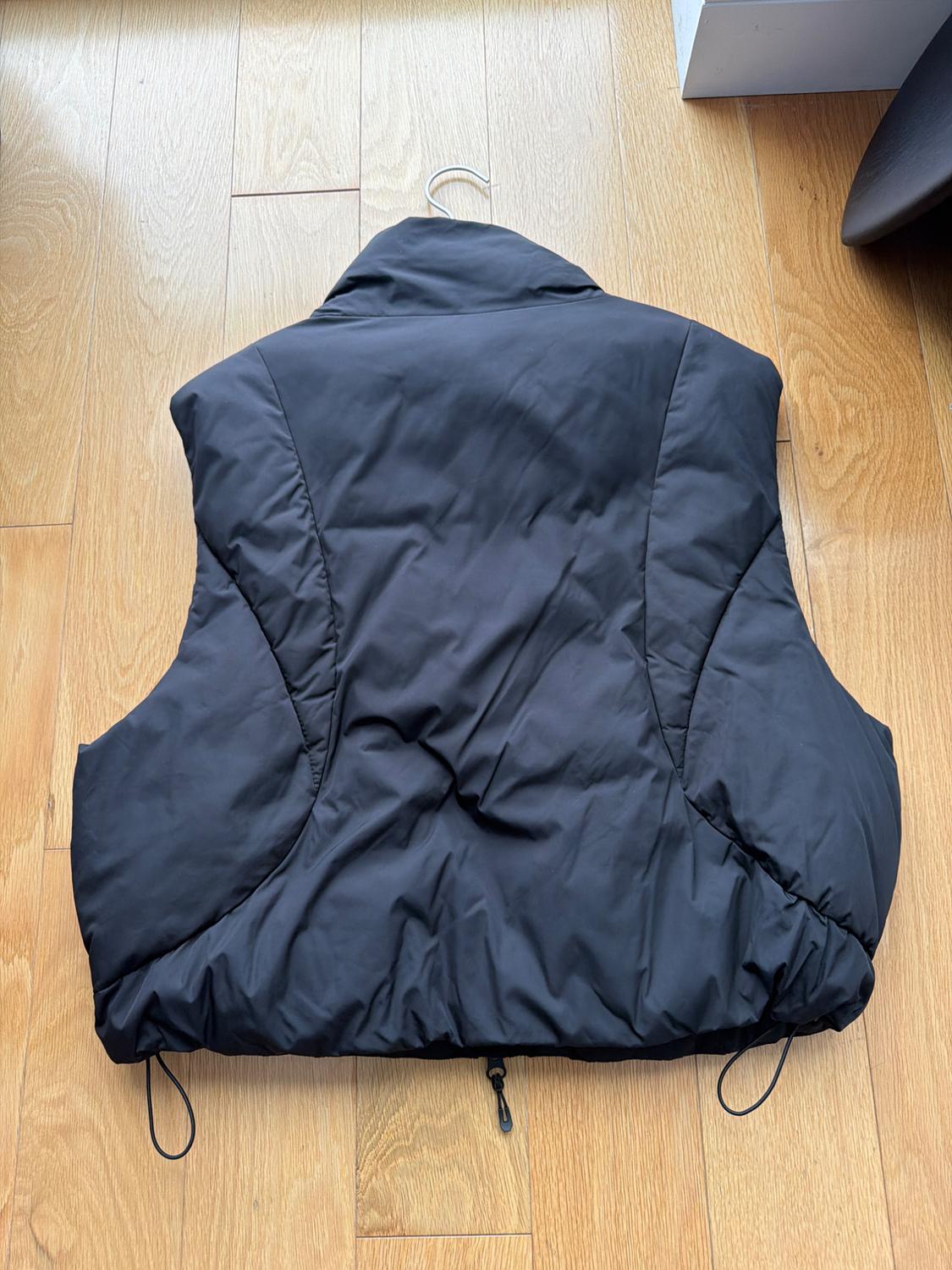 CROPPED PUFFER VEST - Image 2