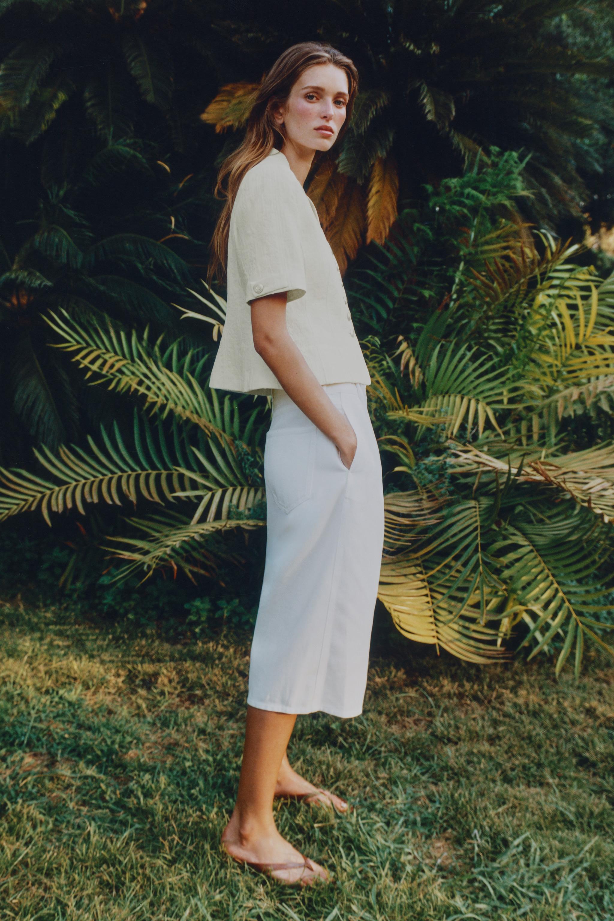 SHORT SLEEVE JACQUARD JACKET
