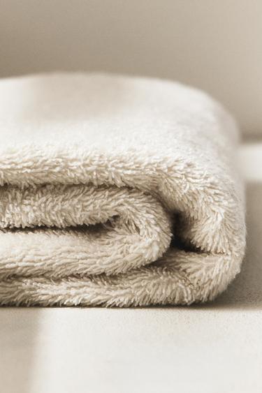 COTTON AND HEMP BATH TOWEL - Ivory by Zara - Image 5