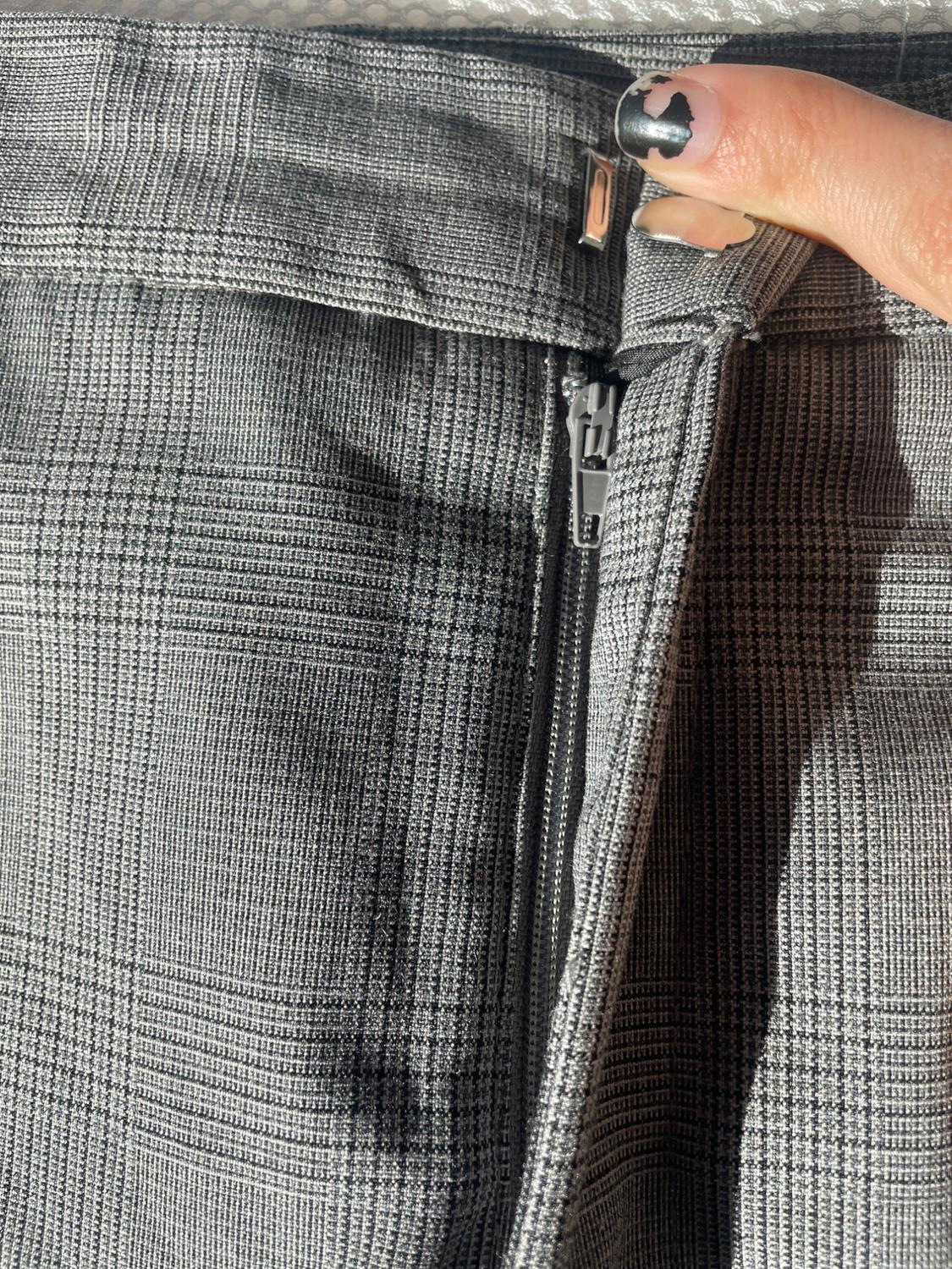 CHECKED SKINNY TROUSERS - Image 4