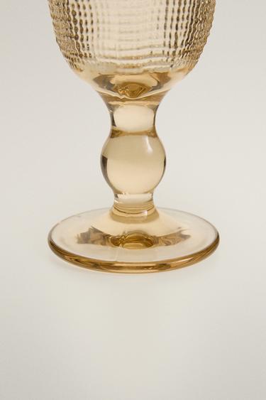 VERRE À VIN EN VERRE EN RELIEF - Marron de Zara - Image 3