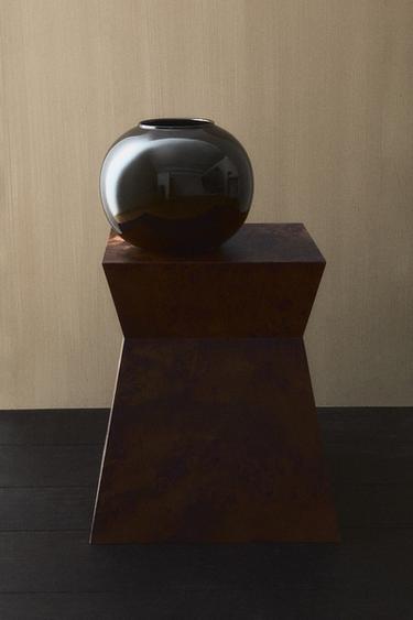 GLOSS SPHERE VASE - Brown by Zara