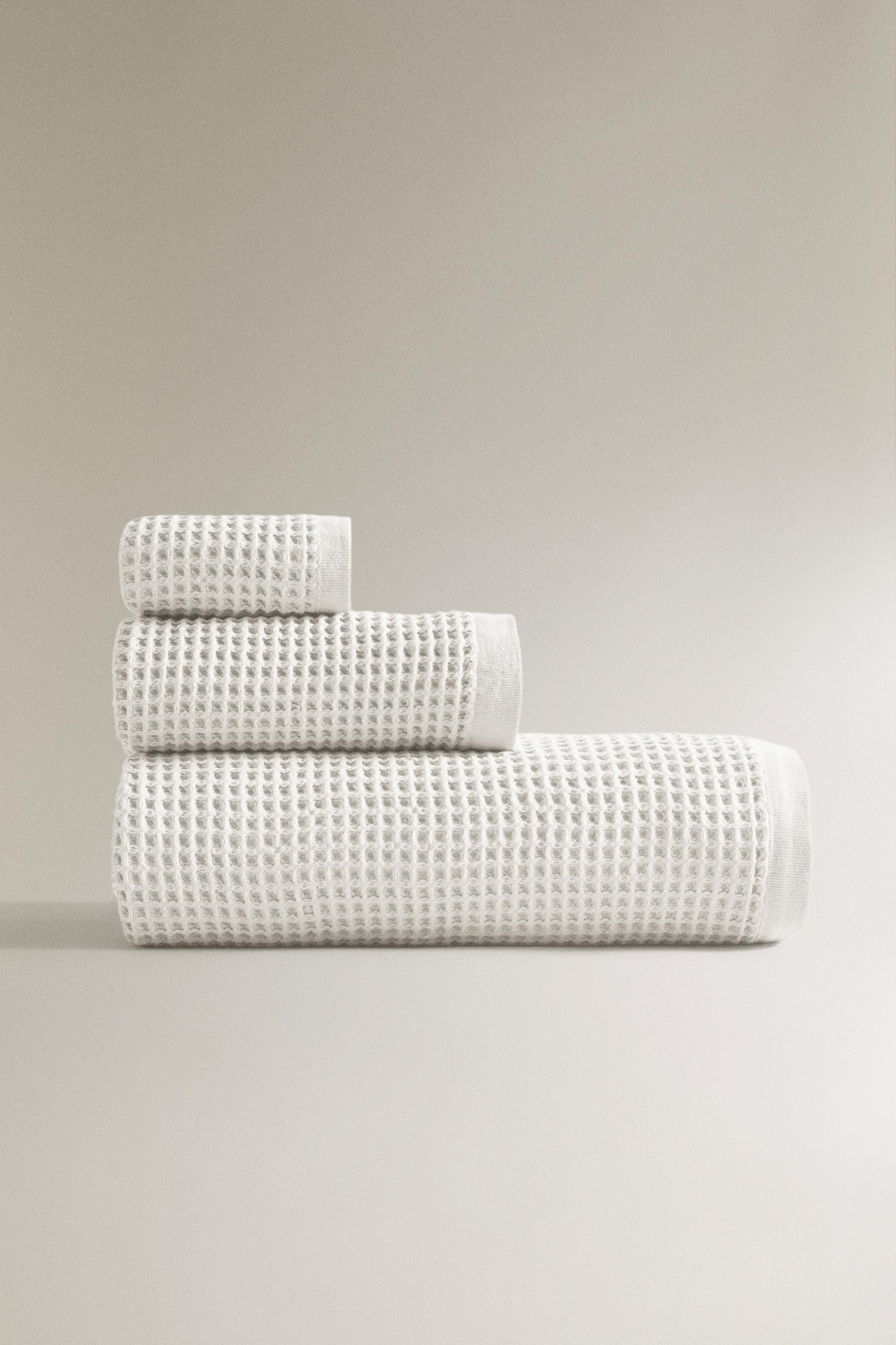 ワッフルファブリック コットン バスタオル - ライトベージュ | ZARA