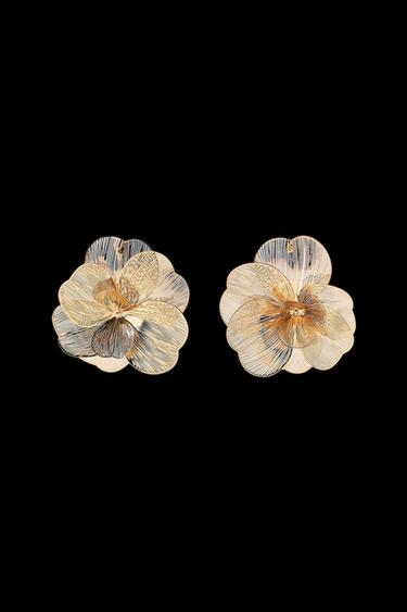 PENDIENTES FLOR RELIEVE - Dorado de Zara - Imagen 0