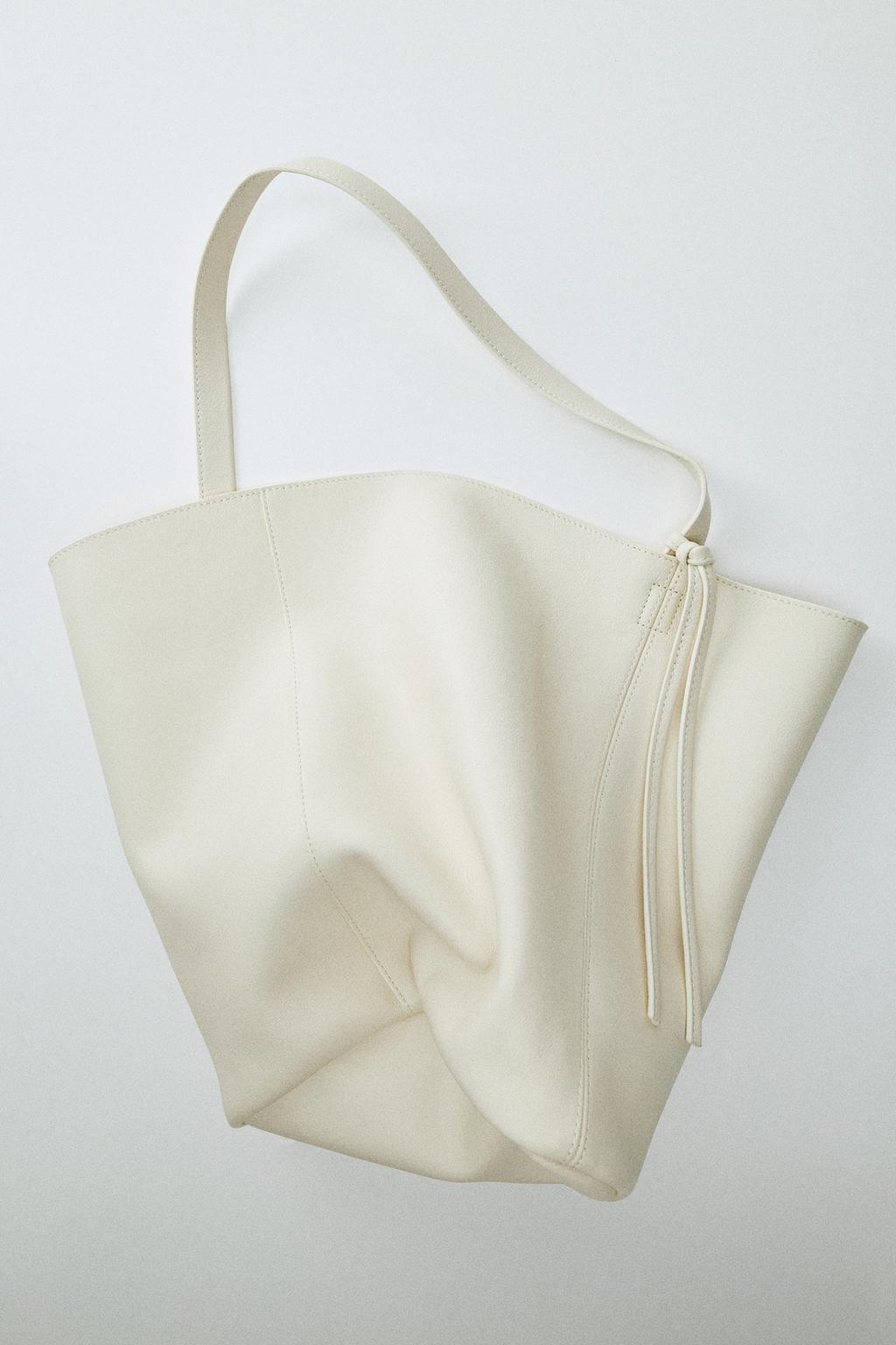 LEATHER SHOULDER BAG