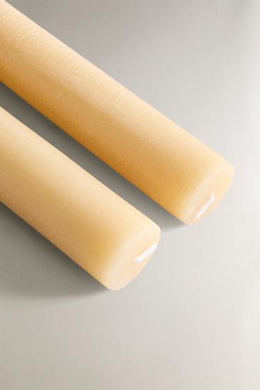 PACK OF STRAIGHT DECORATIVE CANDLES (PACK OF 2) - Vanilla by Zara - Image 2