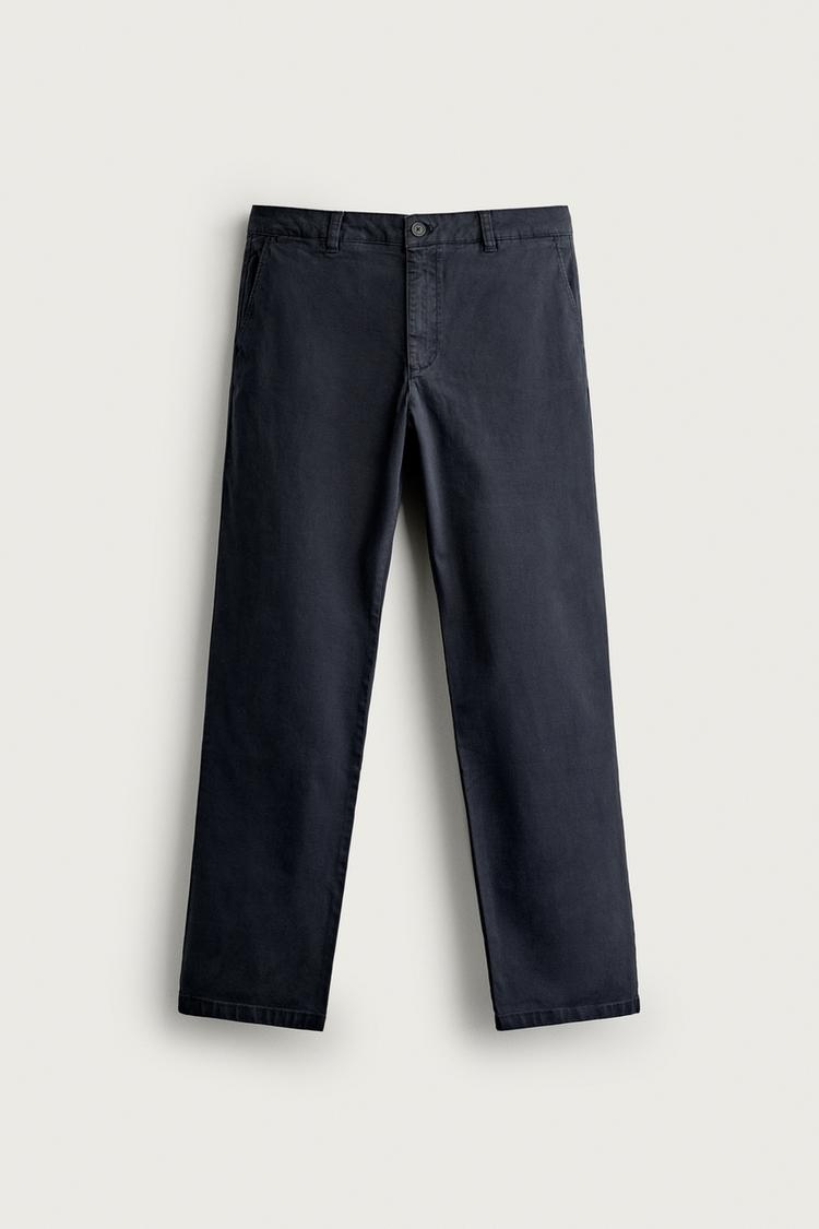 SLIM FIT CHINOS
