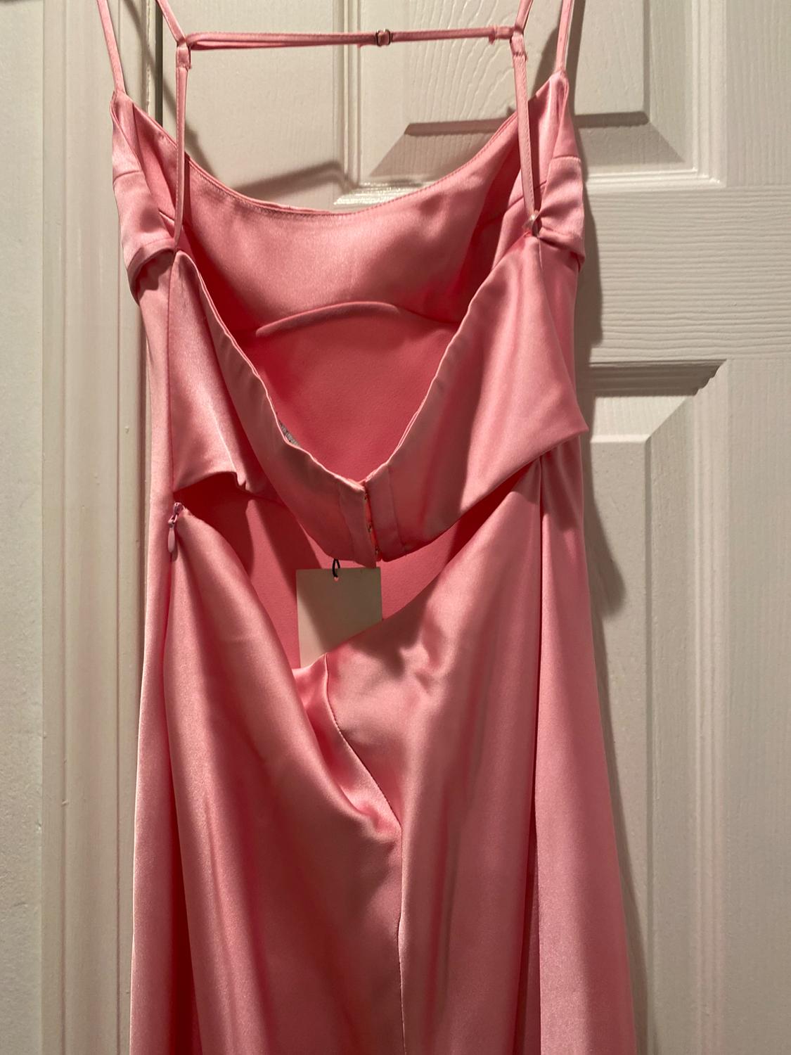 VESTIDO SATINADO CUT OUT - Image 3