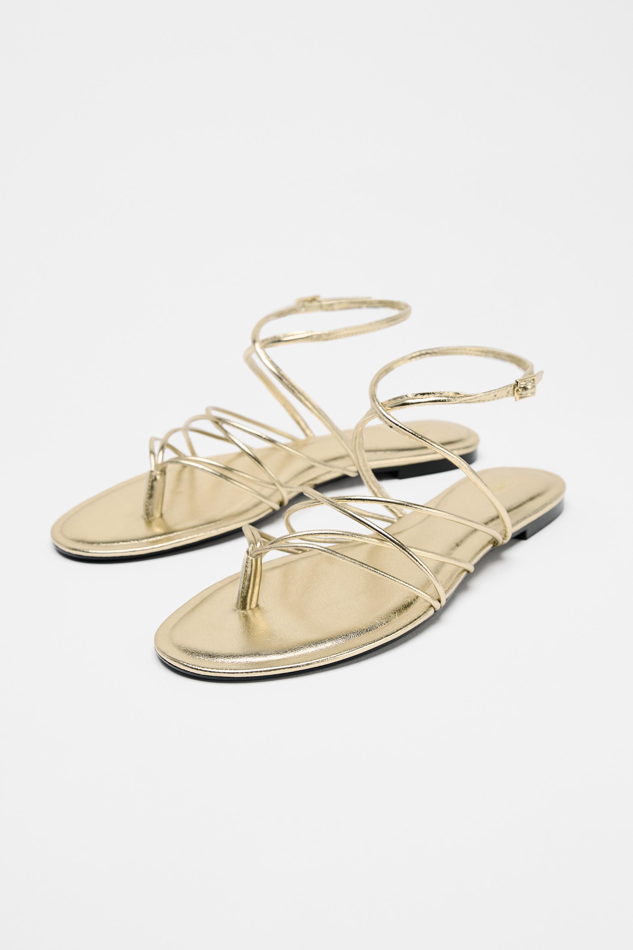 ☆ドイツ発*ZARA*新作*GOLDストラップフラットサンダル☆ ゴールドストラップ フラットサンダル - ゴールド | ZARA Japan