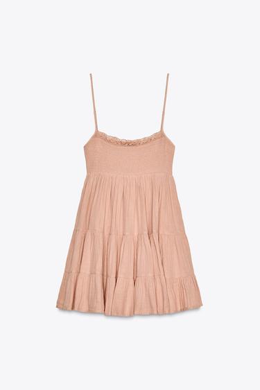 ROBE COURTE EN GAZE ET DENTELLE - Rose pastel de Zara
