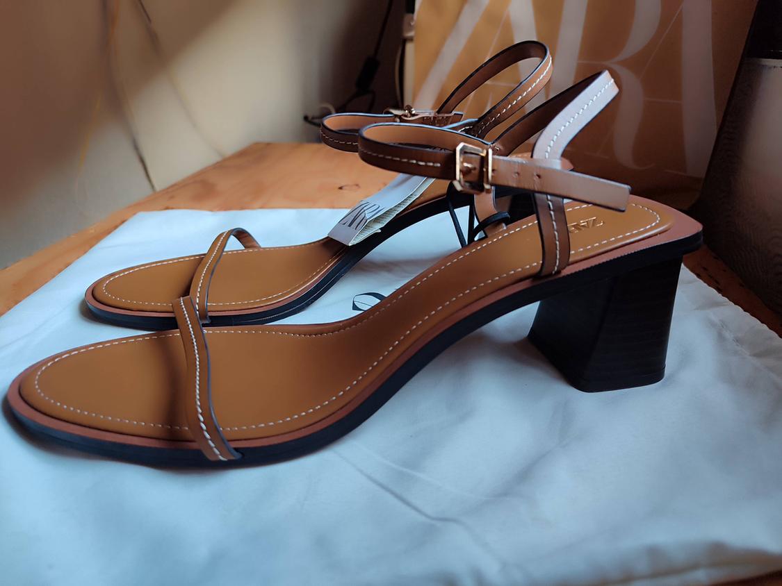 TOPSTITCHED HIGH-HEEL LEATHER SANDALS - Image 3