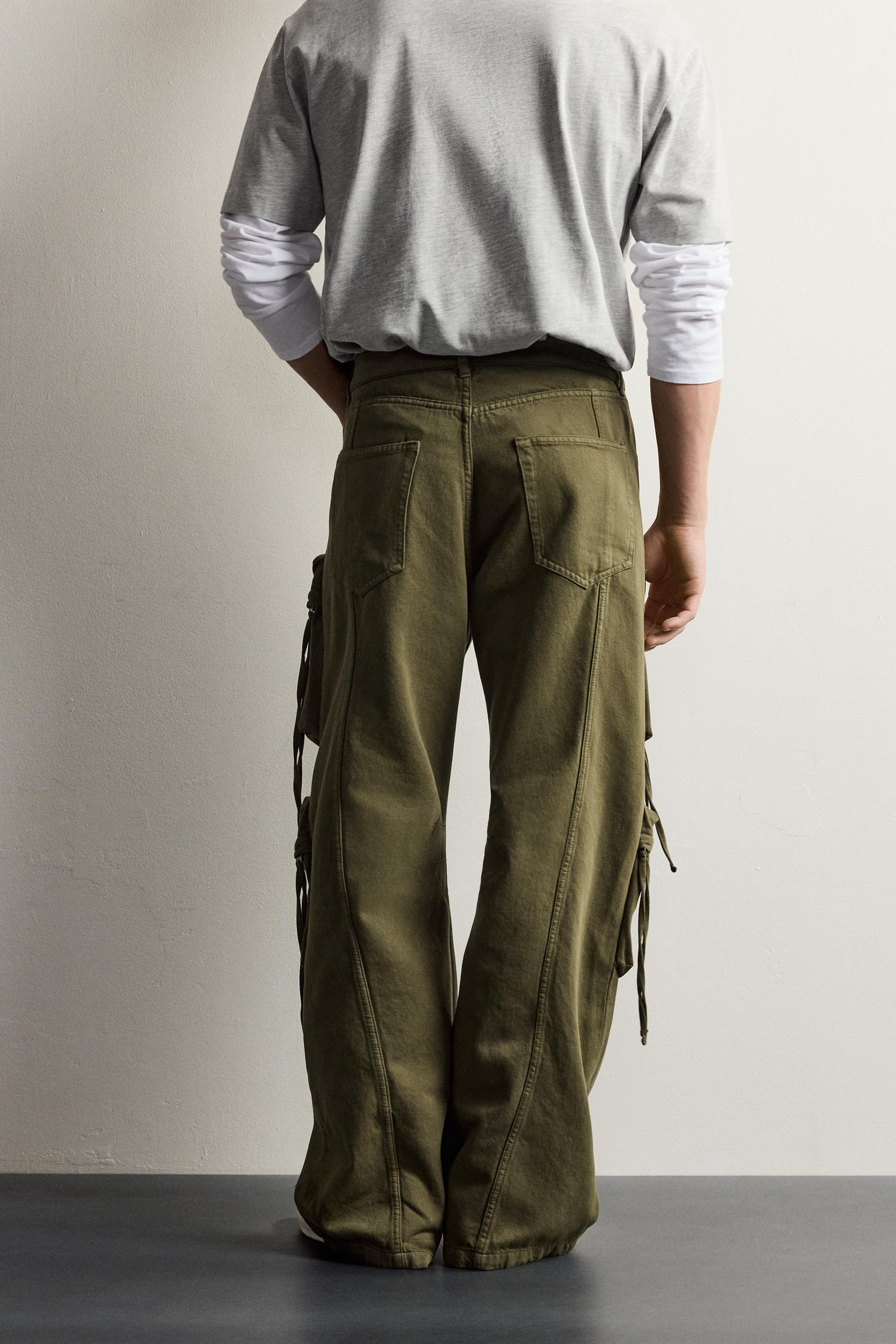 RELAXED FIT CARGO PANTS