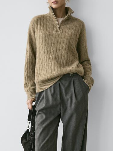 Jersey punto cuello alto cremallera 100% cashmere - Verdoso de Zara