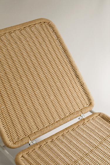 FOLDING OUTDOOR LOUNGER - brown/white by Zara