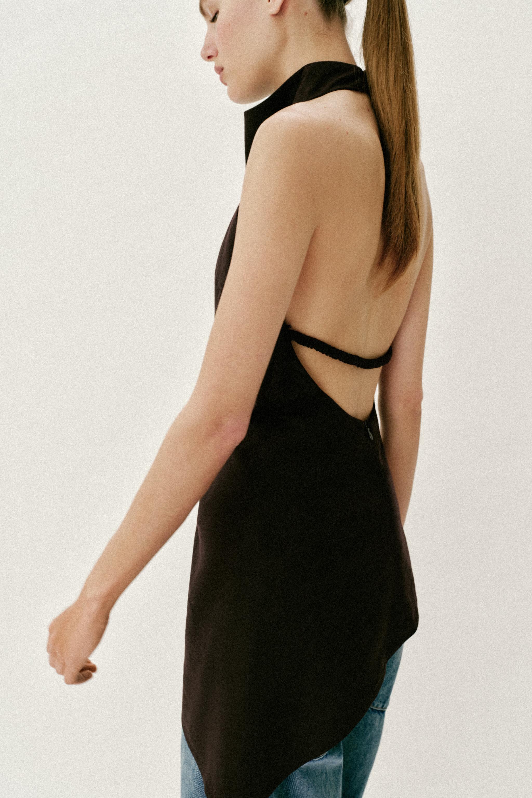 KETEN HALTER YAKA TOP - Görsel 6