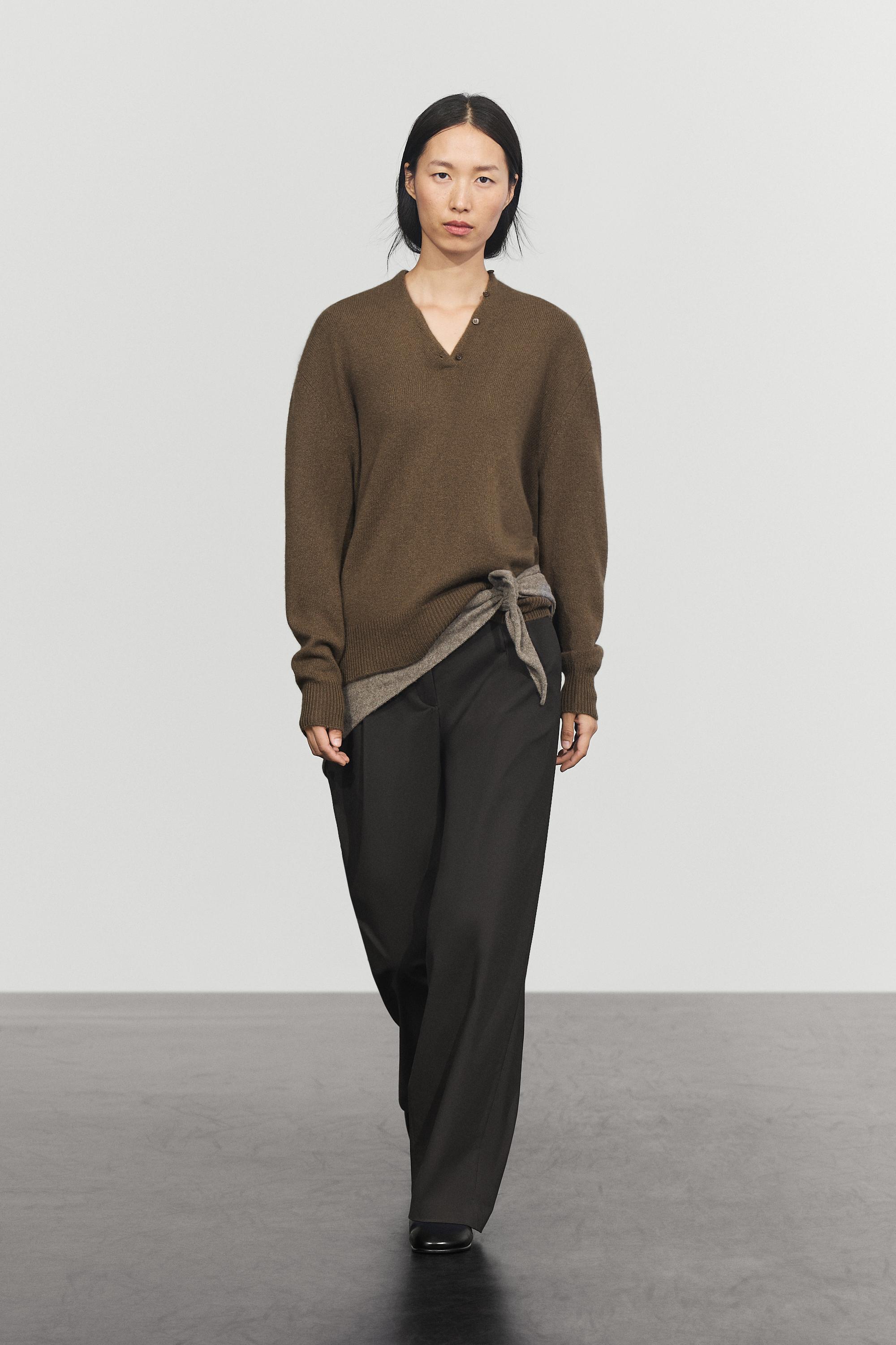 Pull en maille à détail boutonné 100 % cachemire