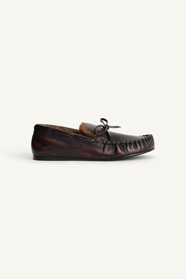 MOCASSINS EN CUIR ÉDITION LIMITÉE - Marron de Zara - Image 1