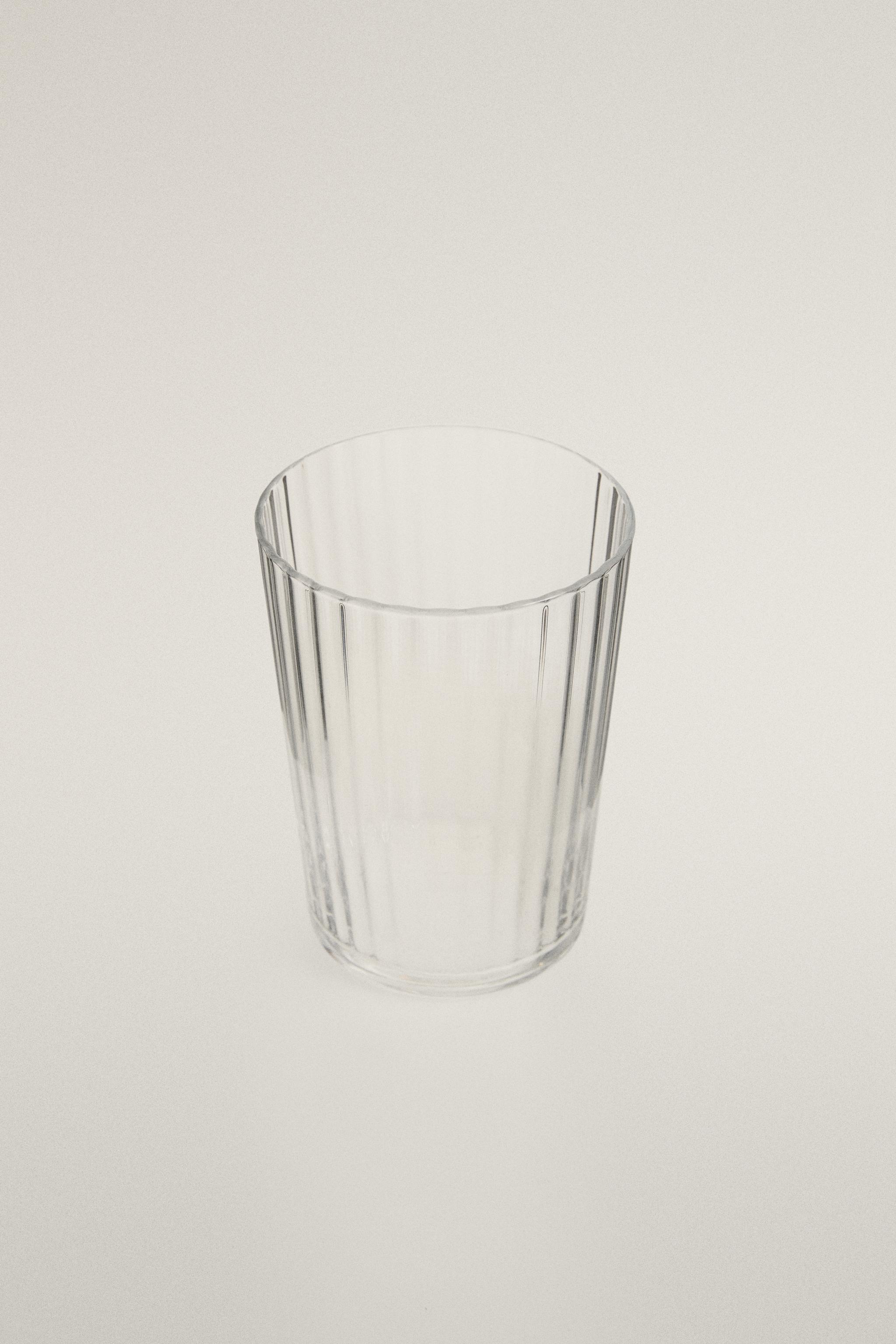 GLASS SOFT DRINK TUMBLER WITH LINE DESIGN — Transparent