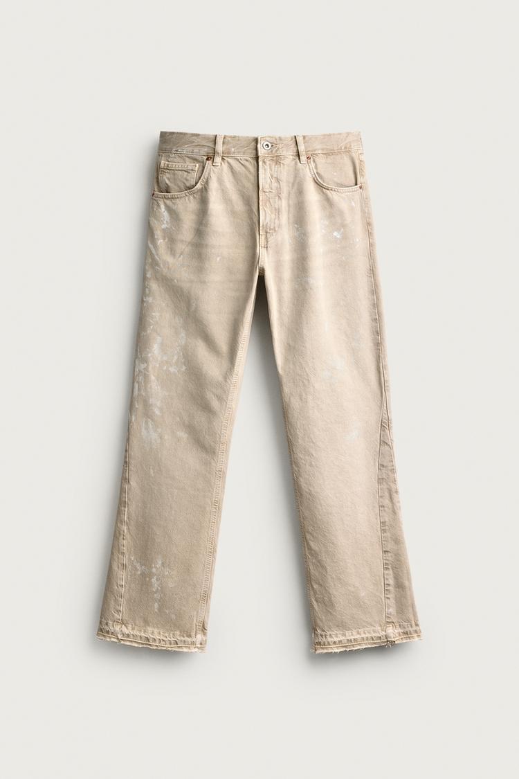 Jeans acampanados con salpicaduras de pintura 6
