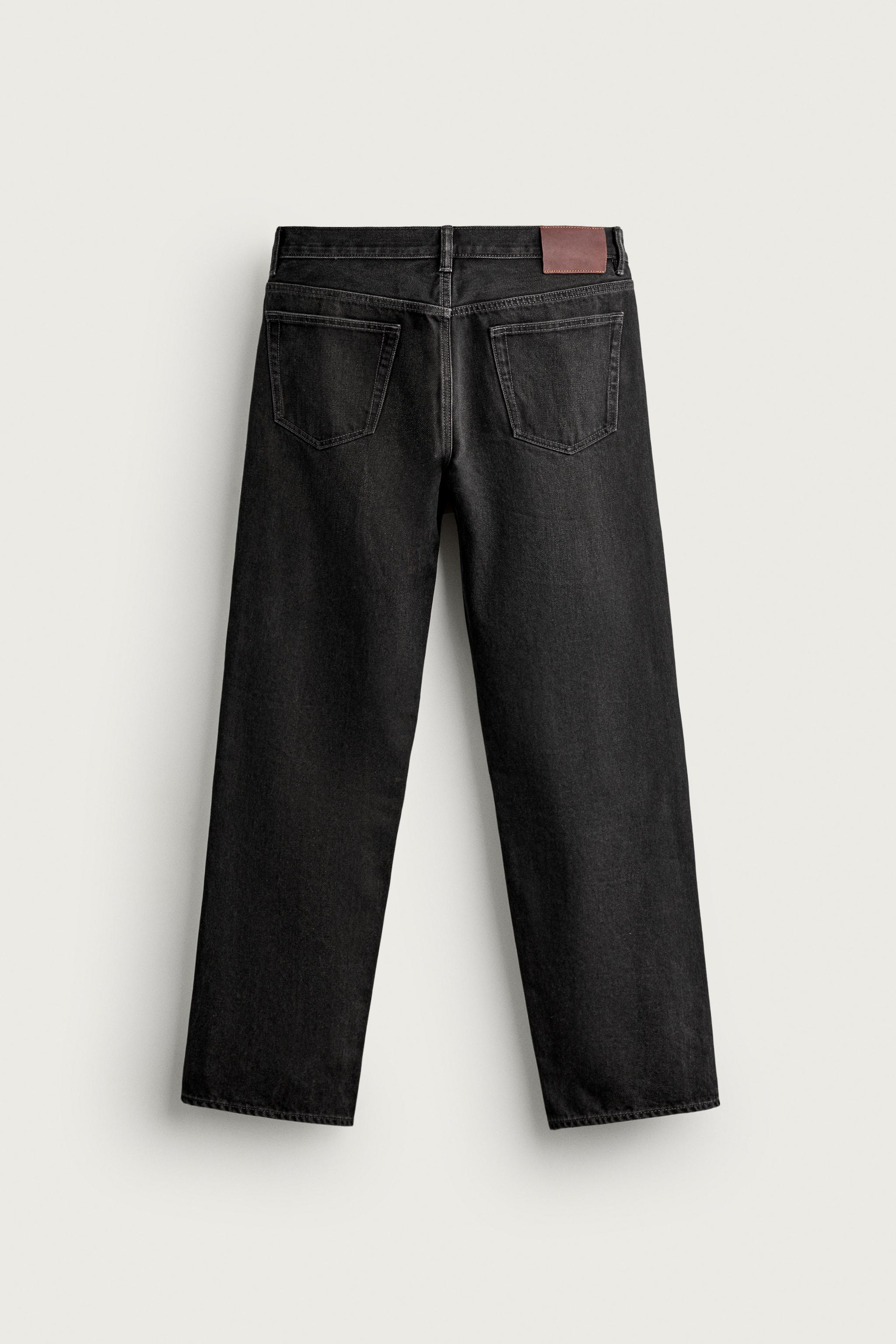 STRAIGHT FIT JEANS