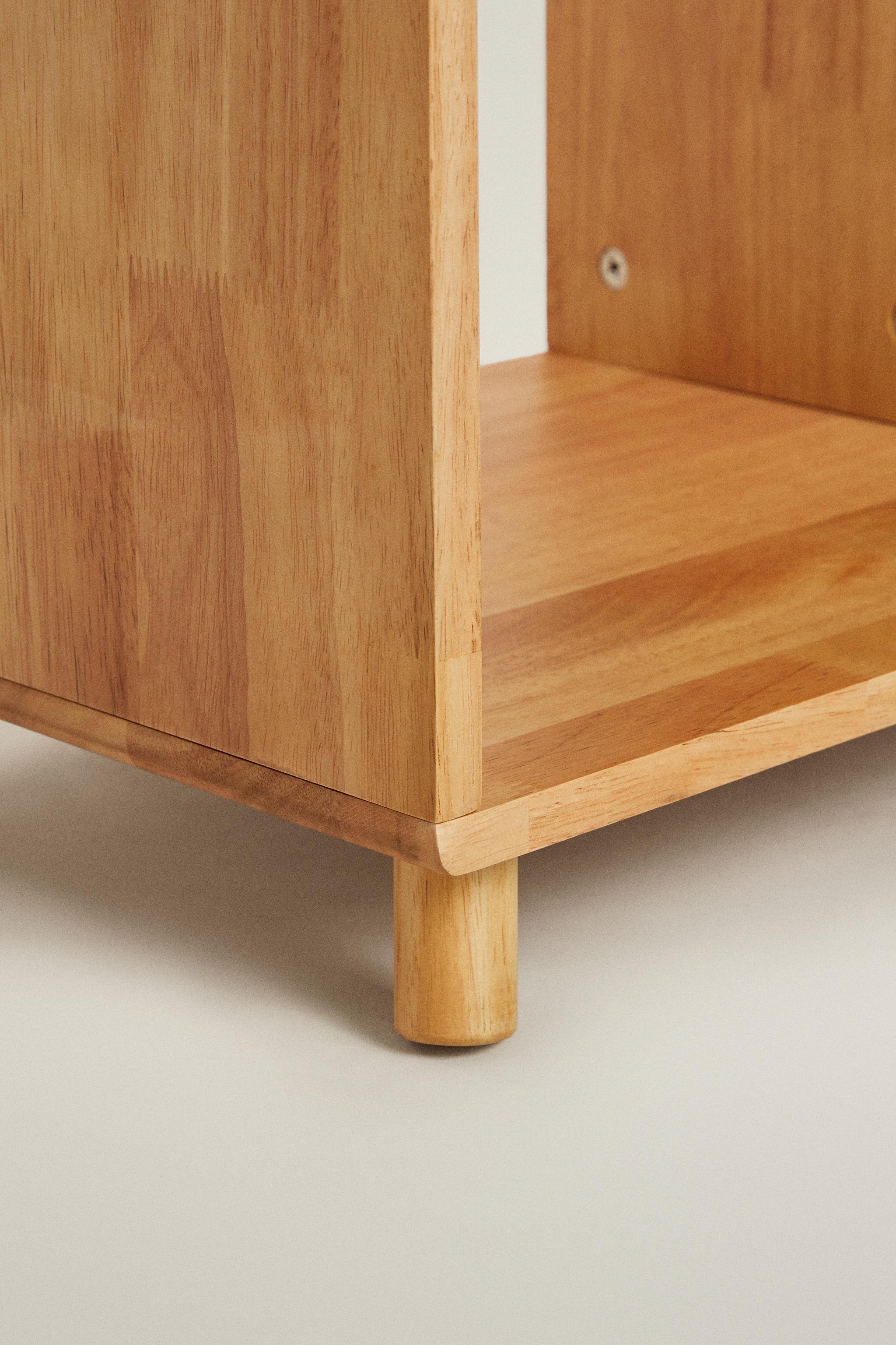 WOOD STORAGE SIDEBOARD