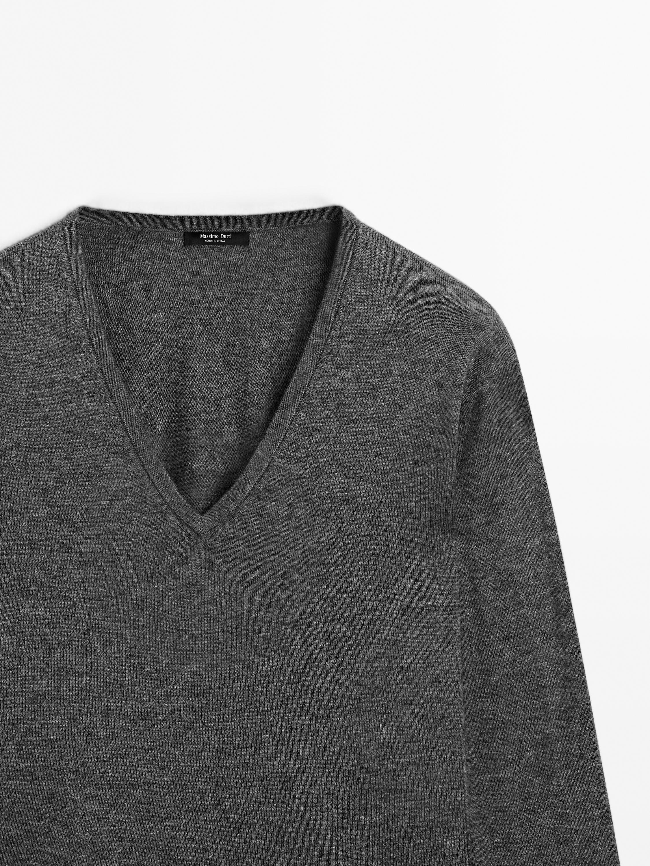 Wool blend V-neck knit sweater