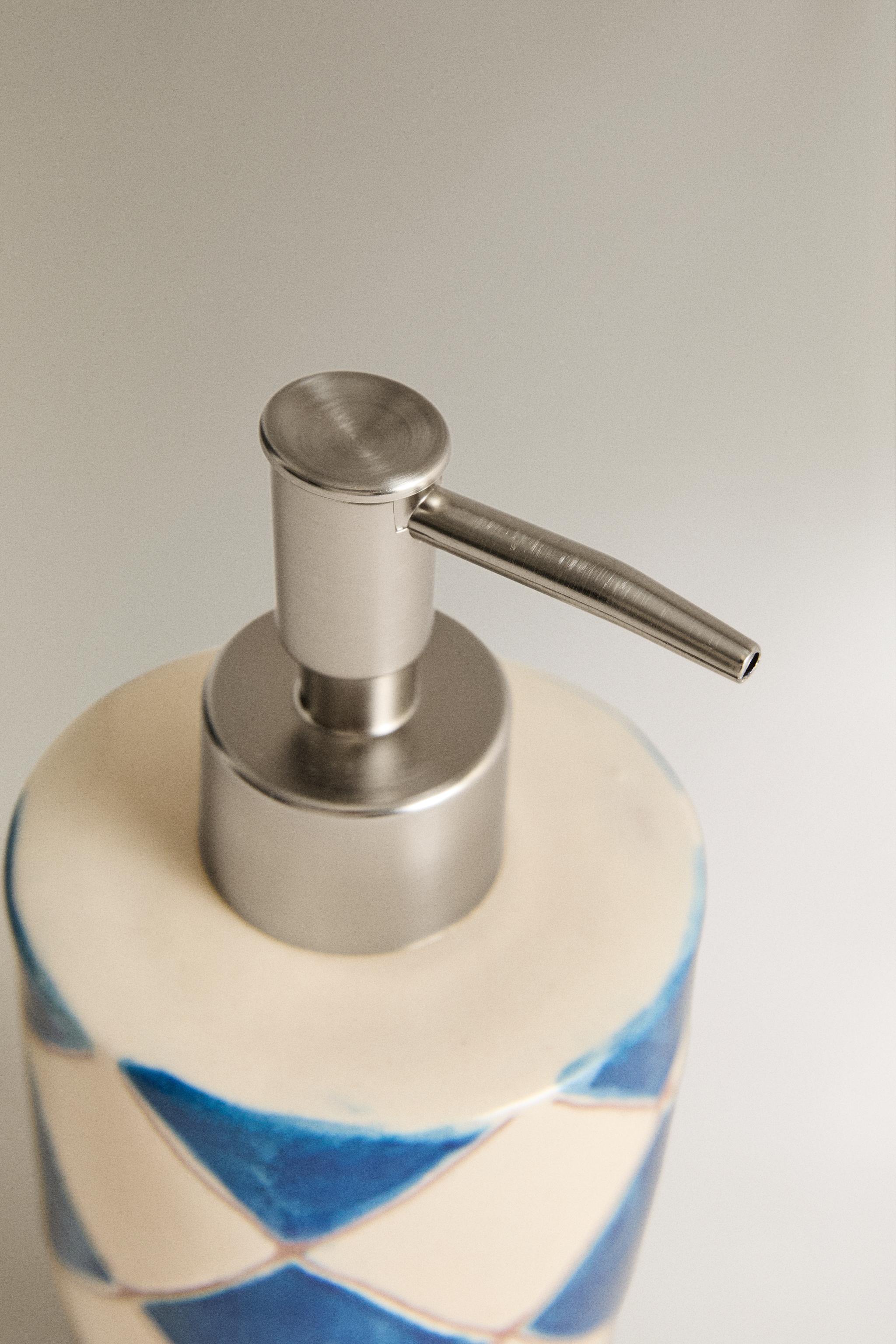 BLUE DIAMOND CERAMIC SOAP DISPENSER — Blue / White
