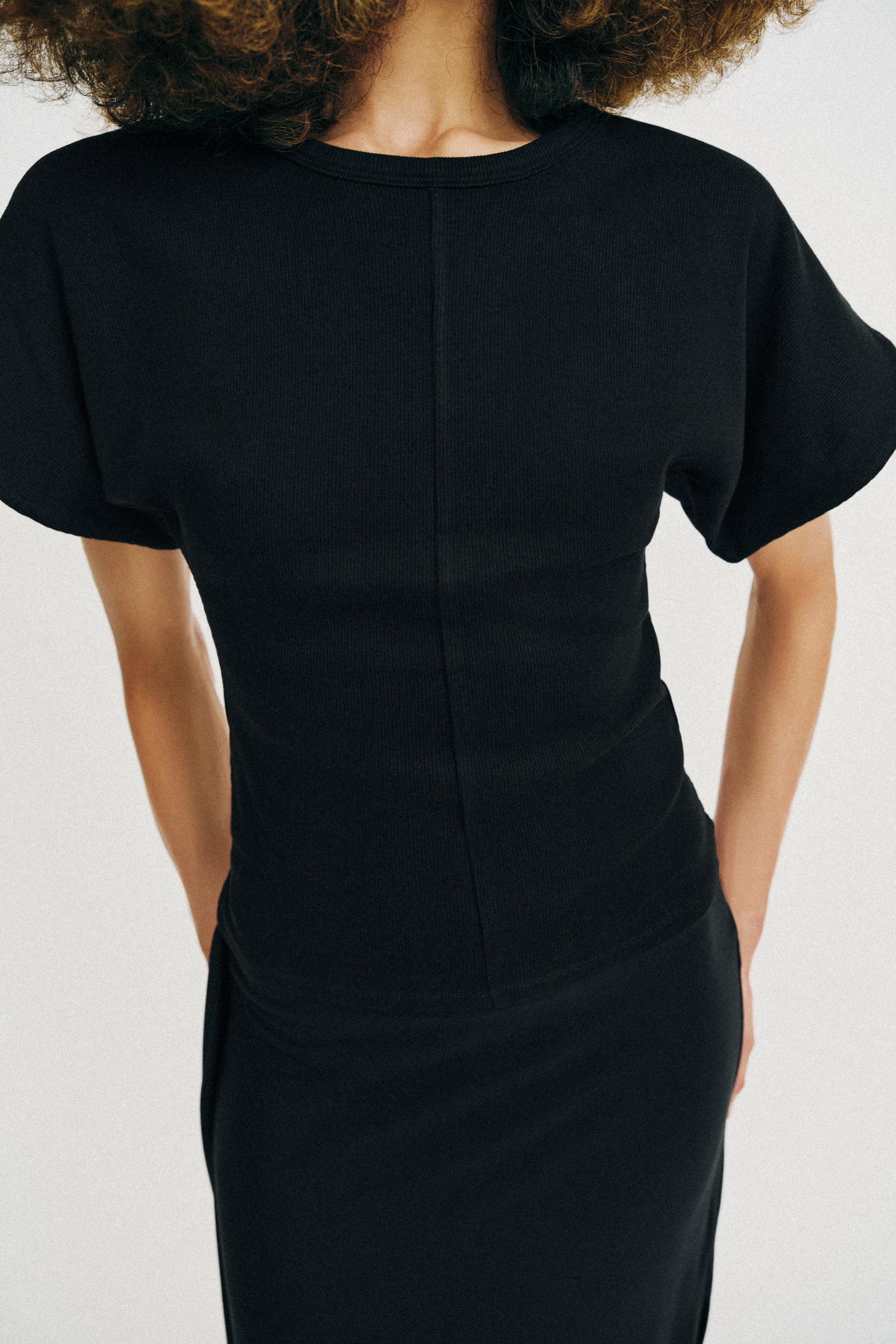 BALLOON SLEEVE TOP
