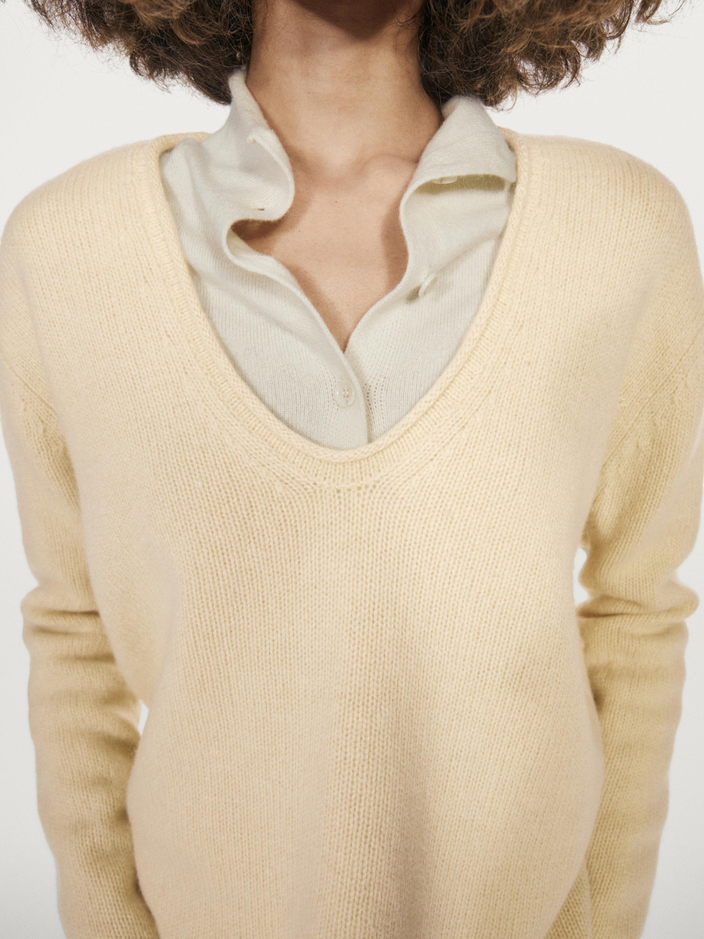 Pull en maille 100 % laine à col V