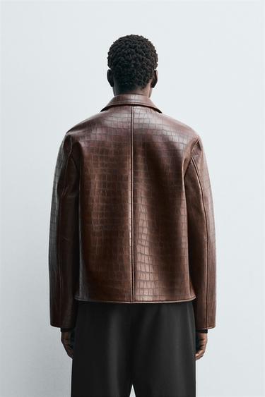 BLOUSON EN MATIÈRE SYNTHÈTIQUE GRAVÉ - Marron de Zara - Image 2